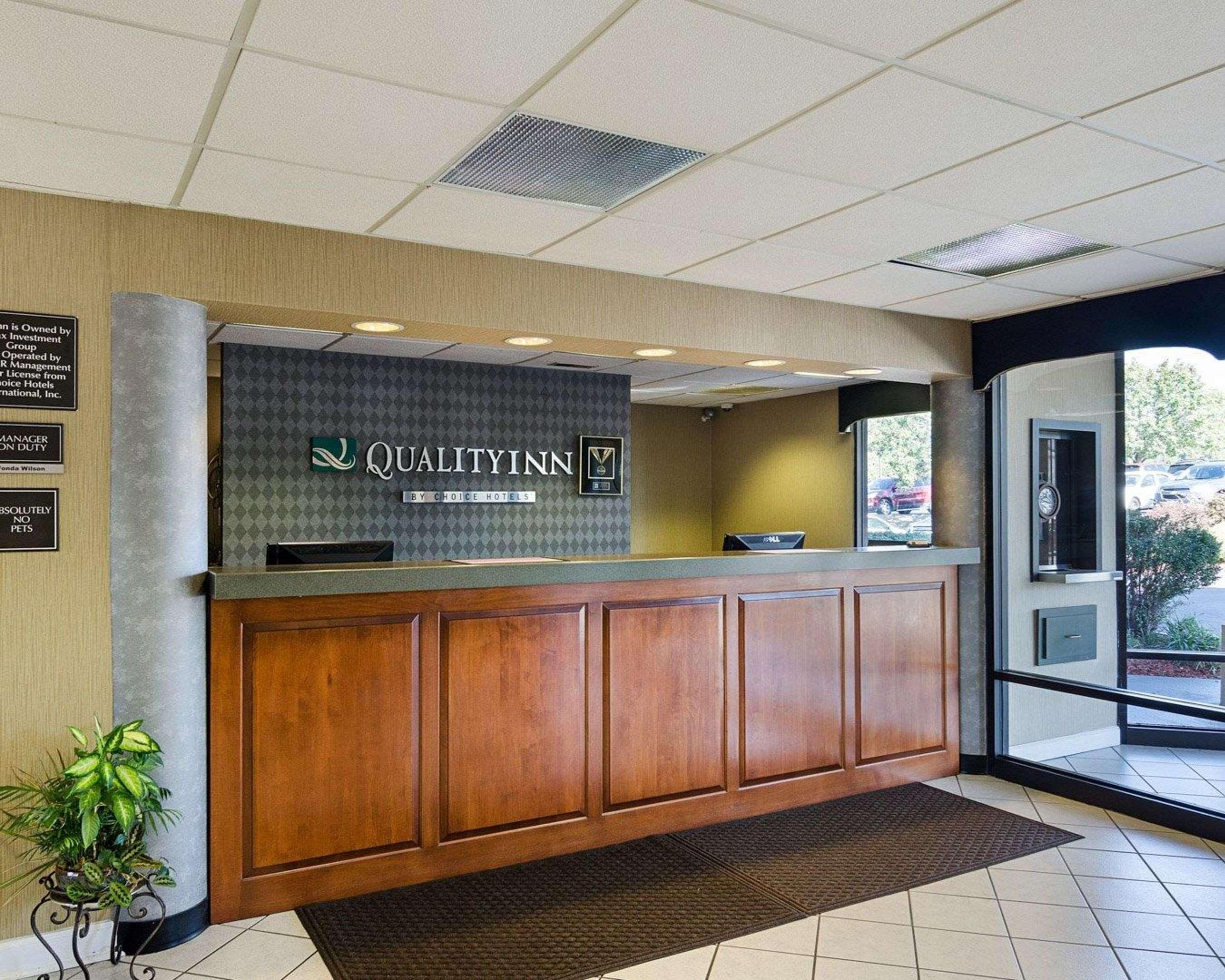 Quality Inn Troutville - Roanoke North Экстерьер фото